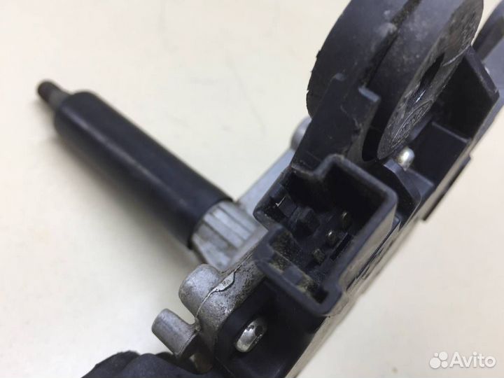 Моторчик стеклоочистителя задний Ford Focus 2 DA 2