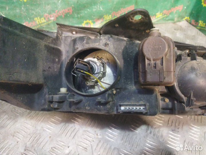 Фара передняя левая Peugeot 406 седан 1.8 1998
