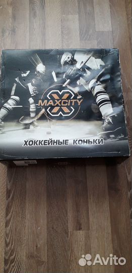 Коньки хоккейные 39размер