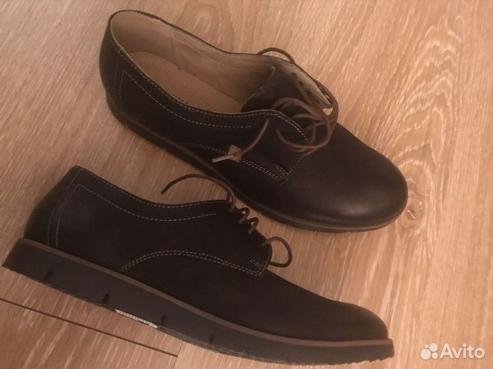 Полуботинки женские, новые