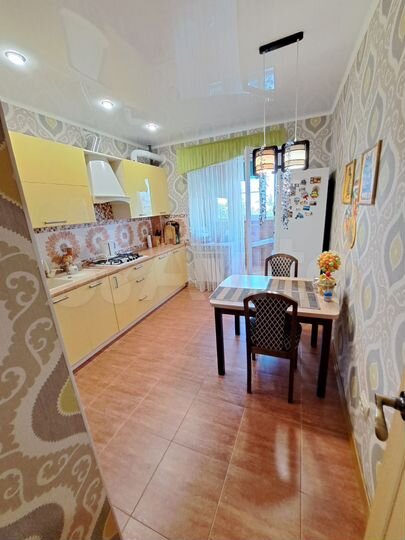 3-к. квартира, 67 м², 2/5 эт.