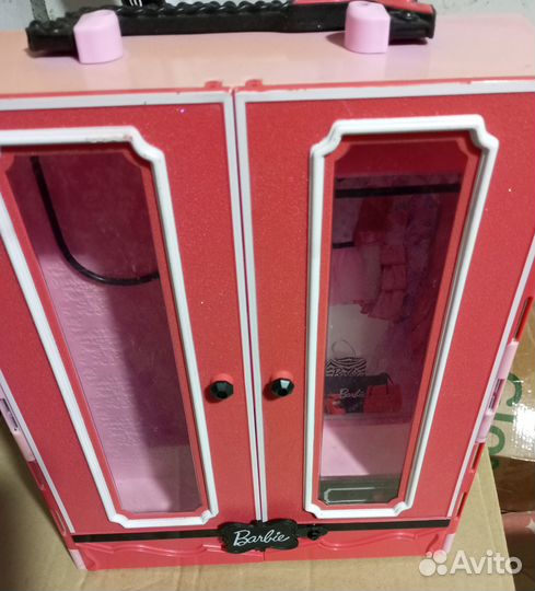 Шкафчик Барби. Игровой