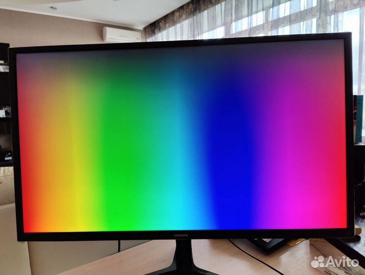 Монитор Samsung U32J59, 4K, 32