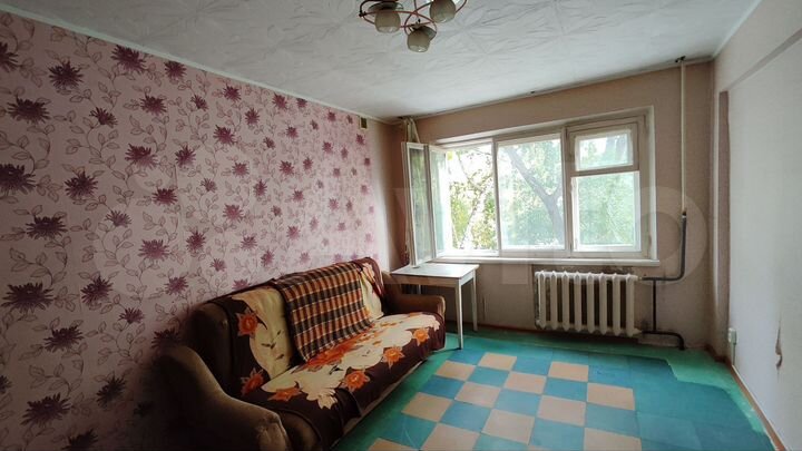 Комната 13,6 м² в 5-к., 2/5 эт.