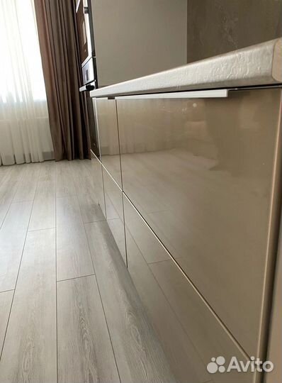 Угловая кухня на заказ