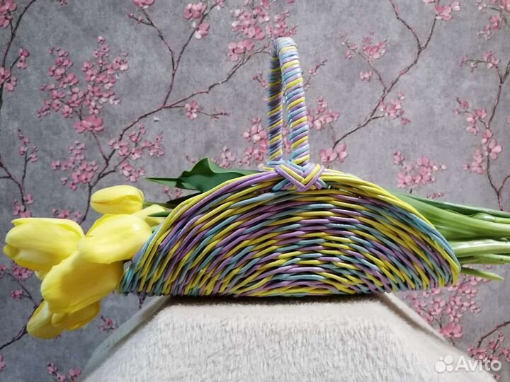 Подарочная корзина для цветов (фруктов)