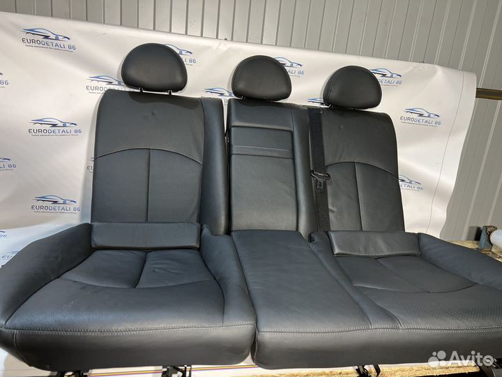 Сиденье (диван) заднее Mercedes w211