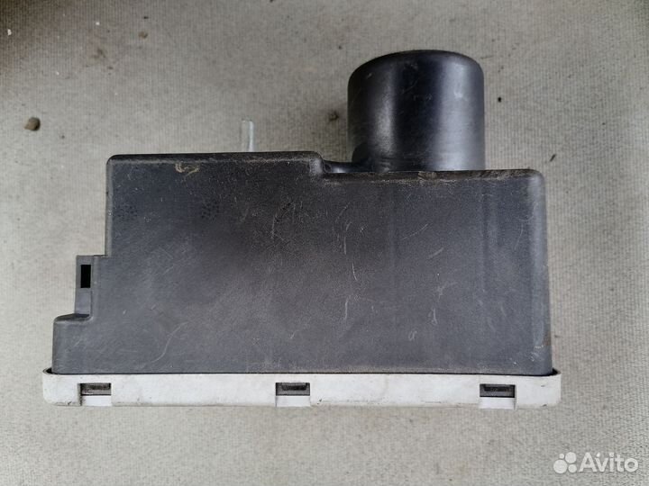 Компрессор центрального замка VW Golf III/Vento