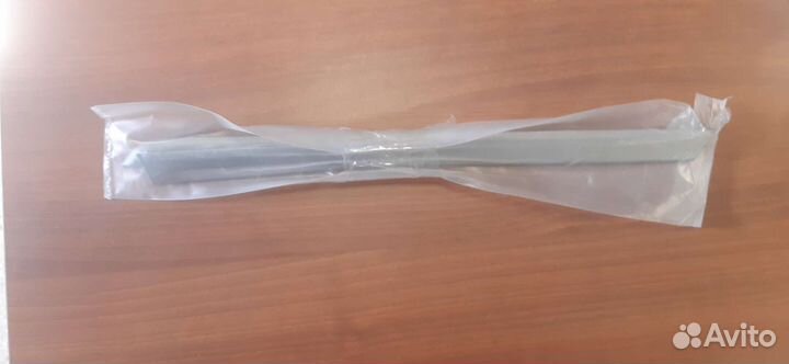 Молдинги на лада веста