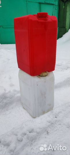 Канистры пластиковые 20л