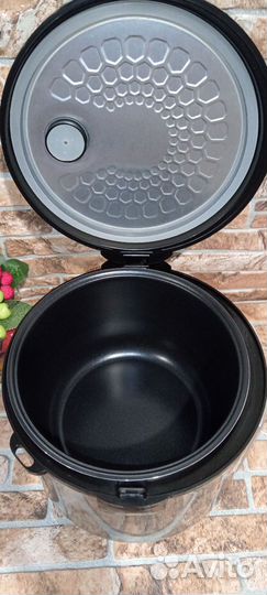 Мультиварка Редмонд RMC-M26