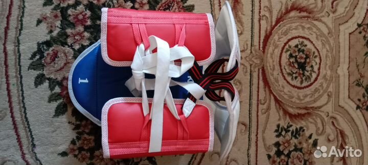 Жилет для тхэквондо