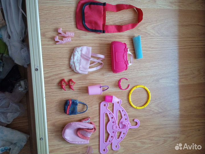 Аксессуары для кукол