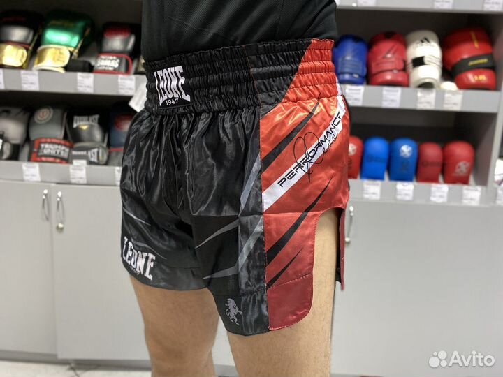 Шорты для тайского бокса Leone Revo Black