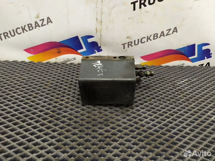 Насос подъема кабины