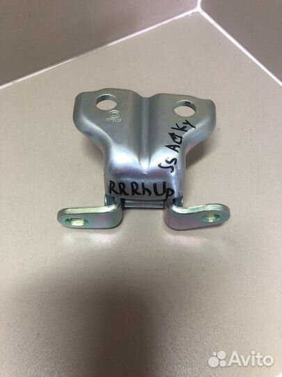 Петля двери задней правой Ssang Yong Kyron Actyon