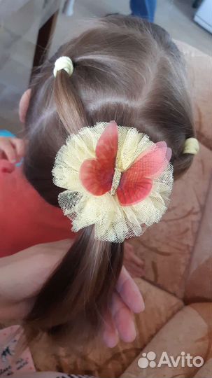 Резинка для волос с бабочкой девочке