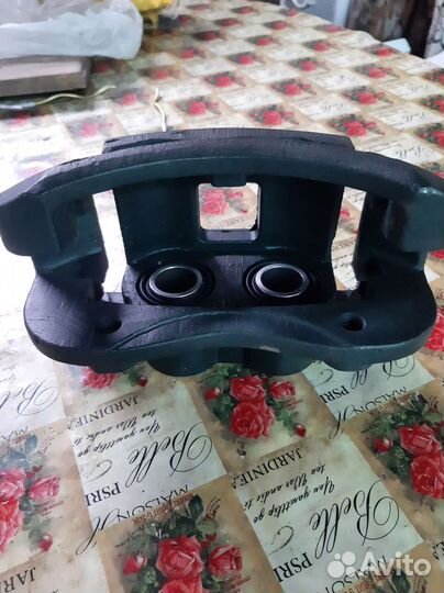 Суппорт тормозной передний