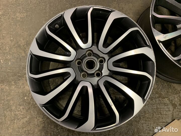 Поштучно оригинал ковка R22 Land Rover Range Rover