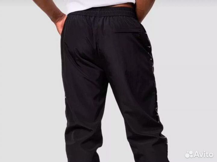 Спортивные штаны nike