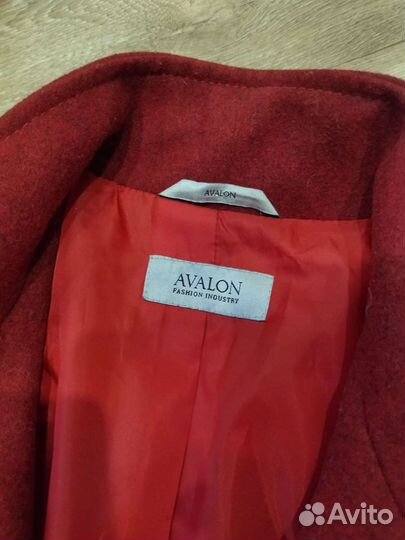 Пальто женское 44