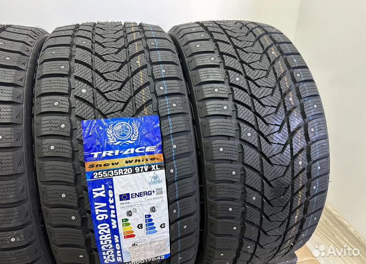 Tri Ace Snow White II 255/35 R20 26J
