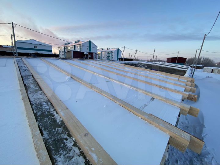 Гараж, > 30 м²