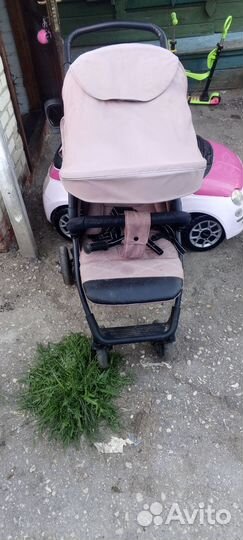 Прогулочная коляска