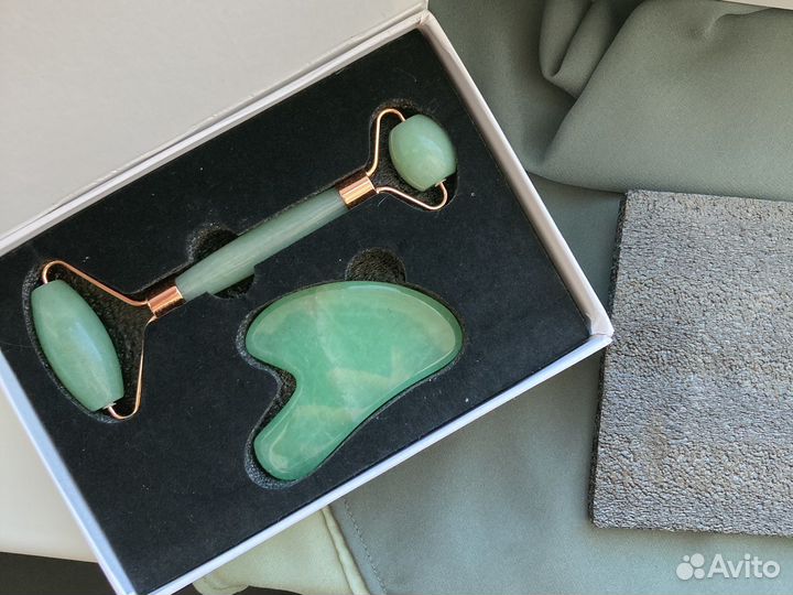 Скребок гуаша ролик массажер для лица