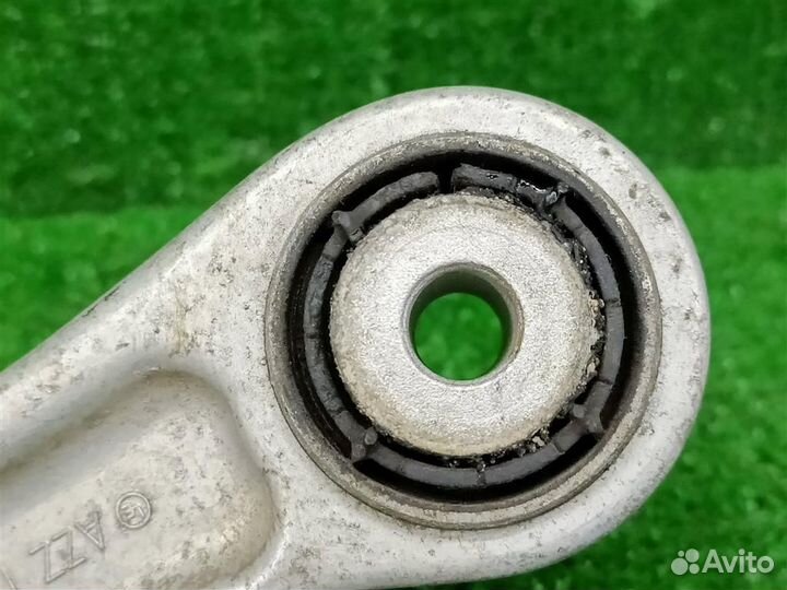 Рычаг задний поперечный верхний левый Audi Q7 (4L