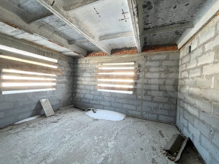 Коттедж 215 м² на участке 14 сот.