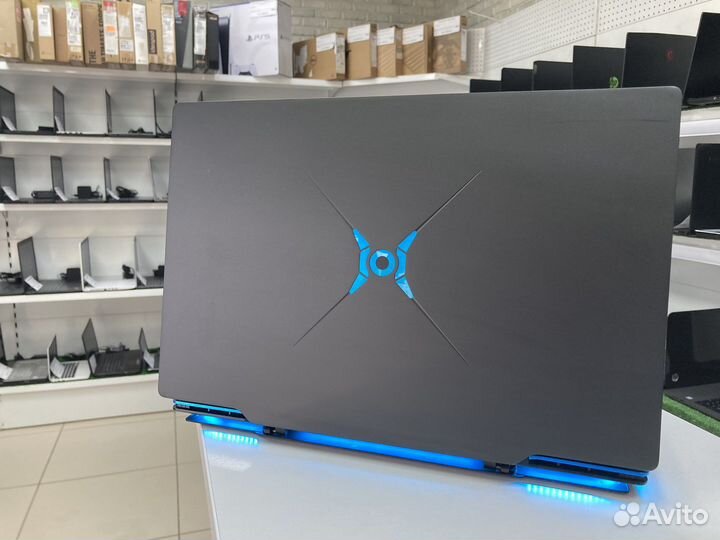 16.1 Игровой ноутбук Honor Hunter V700 GTX1660Ti