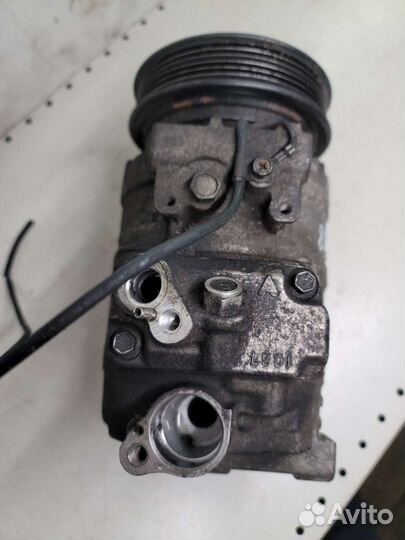 Компрессор кондиционера VW passat B5 2.4-2.8