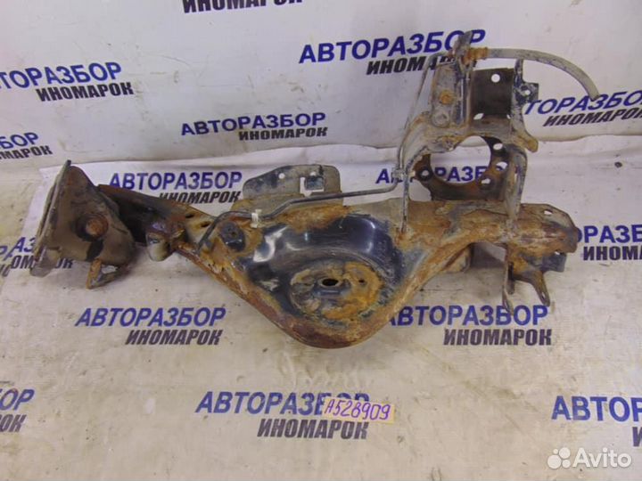 Рычаг задний продольный правый для Nissan Qashqai