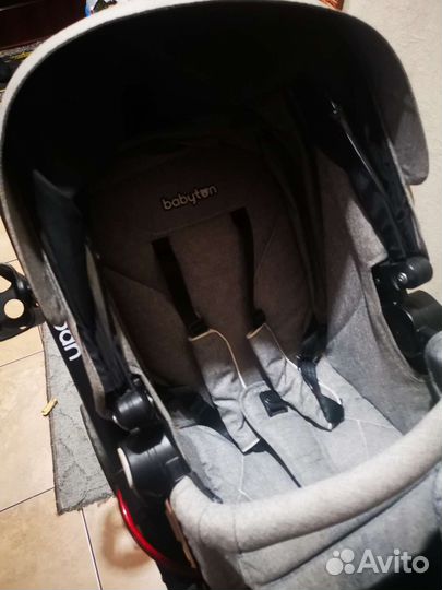 Прогулочная коляска