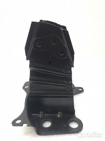 Кронштейн усилителя бампера левый Audi A3 8P 2007