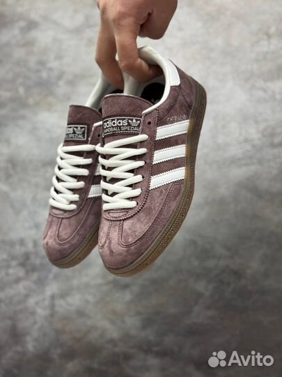 Кроссовки adidas spezial
