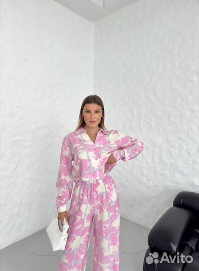 Хлопковый брючный костюм женский