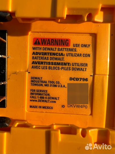 Шуруповерт Dewalt Dcd 796 оригинал Mexico