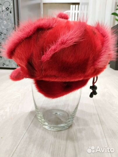 Берет зимний женский