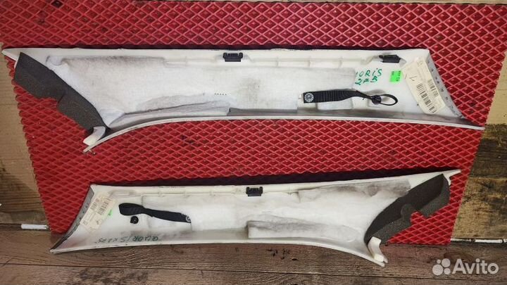 Обшивка стойки Mercedes-Benz GL-класс