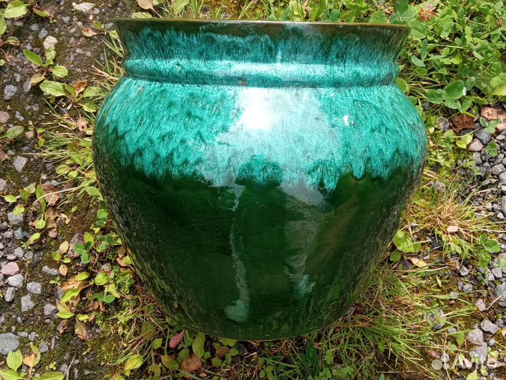 Горшок для цветка с подставкой