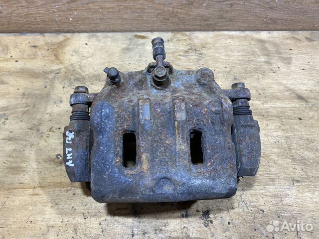 Суппорт передний правый Opel Antara 1 S102