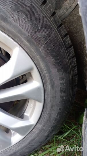 Dunlop Grandtrek Ice 02 225/65 R17 106S