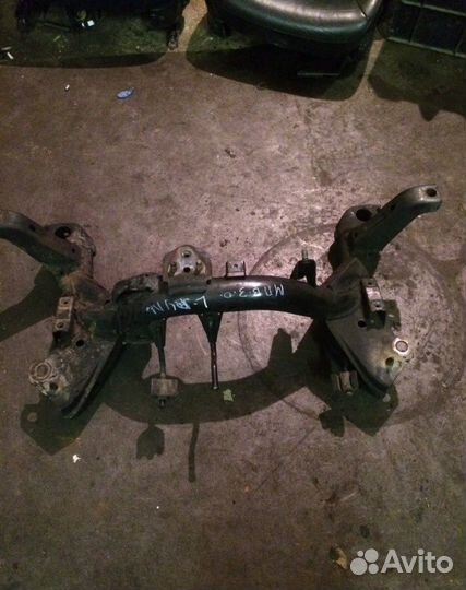 Подрамник балка передний Mazda MPV