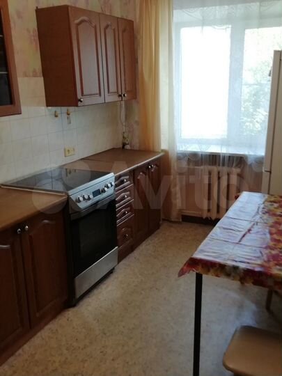 2-к. квартира, 42 м², 3/5 эт.