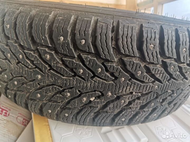 Nokian Tyres Hakkapeliitta 9 SUV 225/60 R17