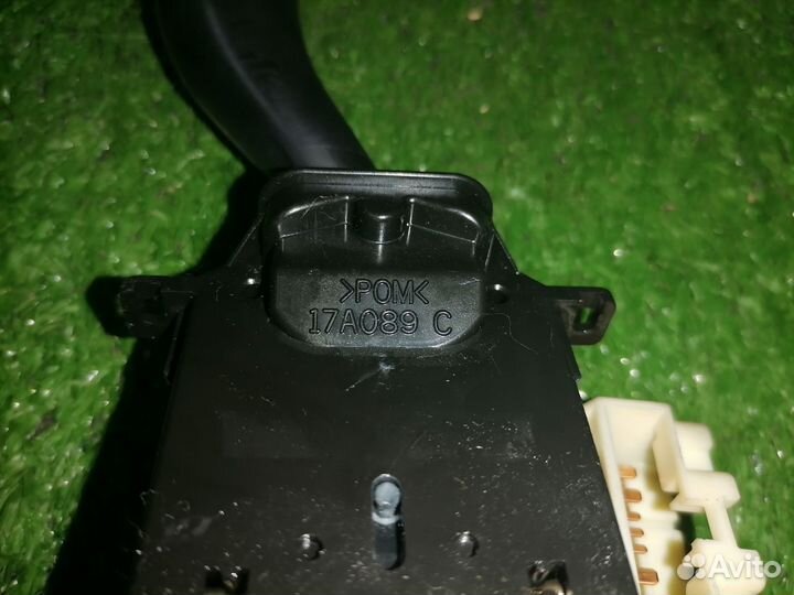 Переключатель подрулевой (света-поворотников) GE7T