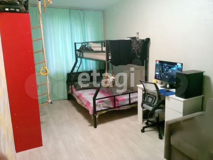 2-к. квартира, 47,5 м², 1/3 эт.