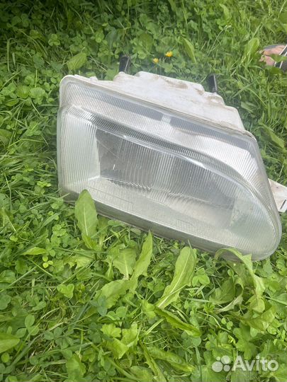 Фара и повортник